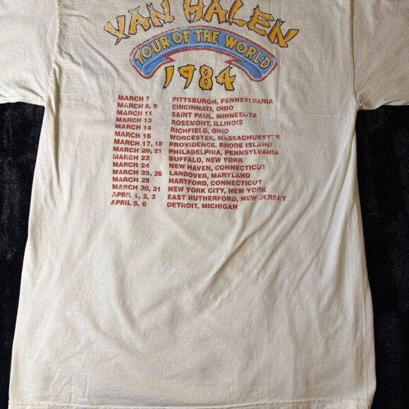 Van Halen 1984 Tour of the World band t-shirt - Picture 2 of 3